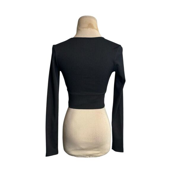 H&M divided black ribbed long sleeves fitted knit top size S - Picture 2 of 9